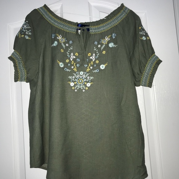 Army green blouse shirt - Picture 4 of 6